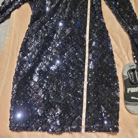 Mini dress - Picture 4 of 5